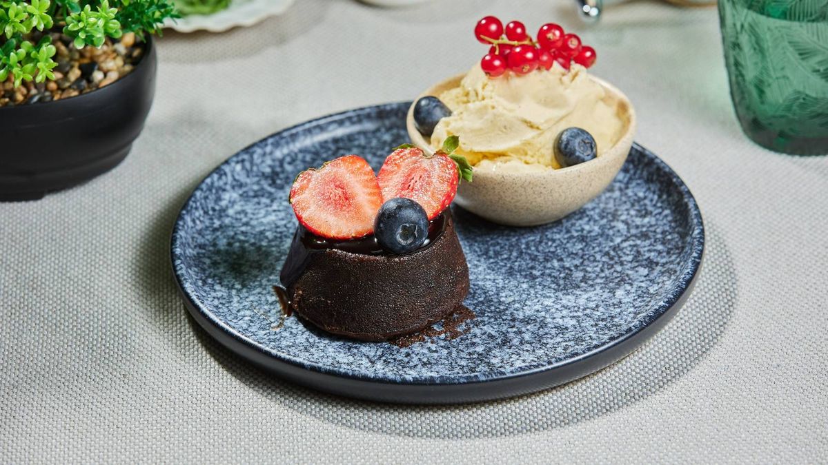 Lava Cake cu înghețată de vanilie